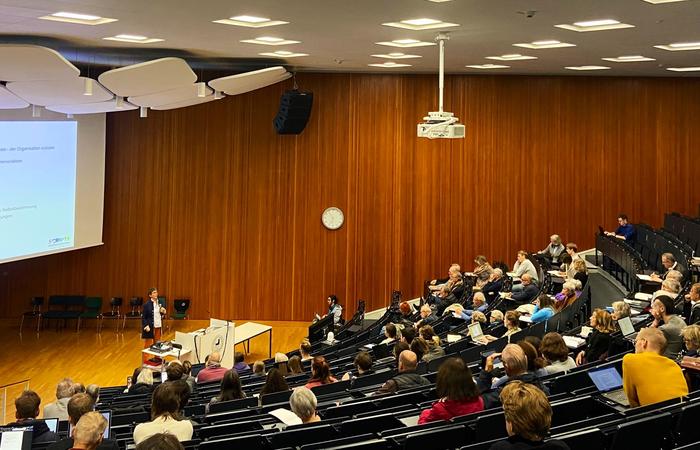 Die Ringvorlesung am 16.10.23 mit Tanja Börzel aus Hörsaal 1b